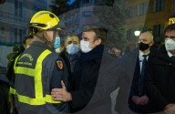 NEWS - Emmanuel Macron besucht ein Jahr nach den Überschwemmungen Tende im Roya-Tal