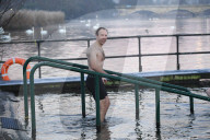 Matt Hancock finds himself in cold water as he enjoys London’s Serpentine.
