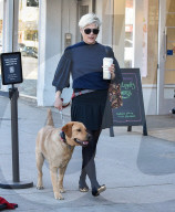 Selma Blair Gets Coffee  With her Service Dog Scout