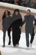 PEOPLE - Charlotte Casiraghi reitet auf dem Pferd an Chanel Show in Paris