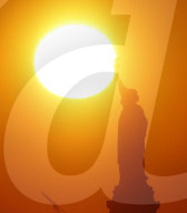 FEATURE - Sonnenuntergang hinter der Freiheitsstatue in New York