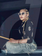 PEOPLE - Madonna posiert in den sozialen Medien
