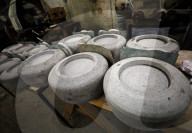 FEATURE - Von Schottland in alle Welt: Handgefertigte Curling Steine aus Ailsite Granit von der Insel Ailsa Craig