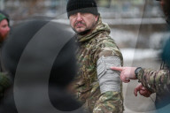 NEWS - Ukraine: Militärische Ausbildung von Zivilisten und Reservisten

