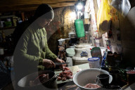 NEWS - Konflikt in der Ukraine: Soldaten im Donbass