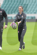 ROYALS - Catherine, Herzogin von Cambridge, besucht ein Training des englischen Rugby-Teams
