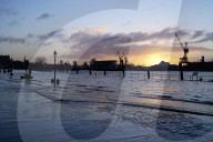 NEWS - Land unter am Hamburger Fischmarkt