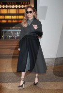 PEOPLE - Jennifer Lopez im eleganten schwarzen Mantel in New York