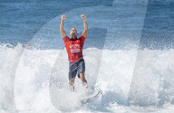 SPORT - Kelly Slater gewinnt das Billabong Pro Pipeline 2022 Surf-Turnier auf Hawaii