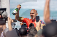 SPORT - Kelly Slater gewinnt das Billabong Pro Pipeline 2022 Surf-Turnier auf Hawaii
