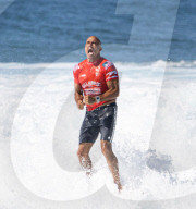 SPORT - Kelly Slater gewinnt das Billabong Pro Pipeline 2022 Surf-Turnier auf Hawaii