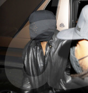 PEOPLE - Kanye West geht abends aus mit Kim Kardashian-Lookalike Chaney Jones