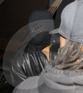PEOPLE - Kanye West geht abends aus mit Kim Kardashian-Lookalike Chaney Jones