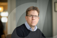 UK government wants to reduce university places for poorest, says tsar.