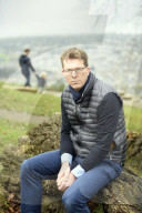 UK government wants to reduce university places for poorest, says tsar.