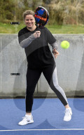 SPORT - Die Belgierin Kim Clijsters stellt neue Padel-Anlage in Bree vor