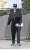 PREMIUM EXCLUSIVE Dustin Hoffman Emerges From 2-Year Seclusion Looking Happy And Healthy