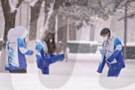 NEWS - Olympische Winterspiele 2022: Schneefall in Peking