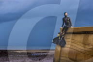 I did not even know this was humanly possible: the woman who can descend into the sea on one breath.