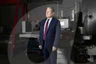 Starmer reveals dozens of Tories have been in touch as he takes to the road