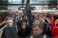 NEWS - Coronavirus: Alle Covid-19-Beschränkungen in London aufgehoben