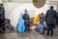 NEWS - Ukraine-Konflikt: Ukrainer nutzen Kiewer U-Bahn und Bahnhof als Luftschutzbunker