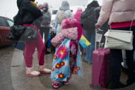 NEWS - Ukraine-Konflikt: Flüchtlinge am Grenzübergang Kroscienko - Polen