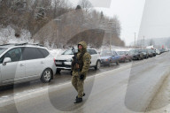 NEWS - Ukraine-Konflikt: Flüchtlinge am Grenzübergang Kroscienko - Polen