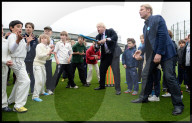 MAYOR BORIS JOHNSON AND SHANE WARNE