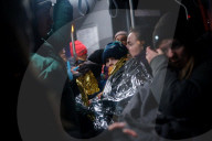 NEWS - Ukraine-Konflikt: Flüchtlinge aus der Ukraine erreichen Polen