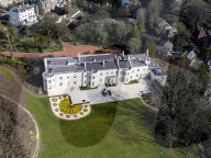NEWS - Ukraine-Konflikt: Das 48 Millionen Pfund teure Anwesen des Oligarchen Alisher Ousmanov in Highgate, London,
