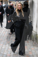 PEOPLE -  Promis bei der Burberry Show in London