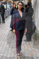 PEOPLE -  Promis bei der Burberry Show in London