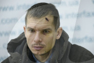 NEWS - Ukraine-Konflikt: Gefangene russische Piloten sprechen an einer Pressekonferenz in Kiew teil,