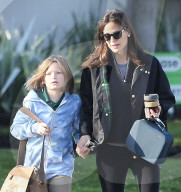 PREMIUM EXCLUSIVE Jennifer Garner Takes An Afternoon Stroll Through Brentwood With Son Samuel