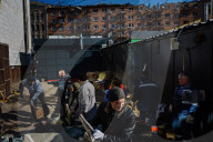 Russia missiles Kiev apartment buildings