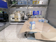 NEWS - Erste leere Regale in den Supermärkten in Hamburg: Kommt es bereits jetzt zu Hamsterkäufen?