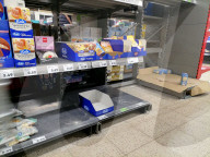 NEWS - Erste leere Regale in den Supermärkten in Hamburg: Kommt es bereits jetzt zu Hamsterkäufen?