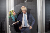 FEATURE - Nur echt mit dem Wuschelkopf: Die neue BoJo-Wachsfigur von Madame Tussauds