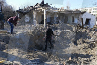 NEWS - Ukraine-Krieg:  Russland beschiesst Wohngebäude in Zhytomyr
