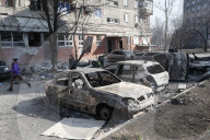 NEWS - Ukraine-Krieg:  Bilder aus der belagerten und völlig zerstörten Stadt Mariupol