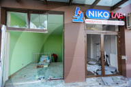 NEWS - Ukraine-Krieg: Nach dem Raketeneinschlag im Kiewer Stadtteil Podilskyi
