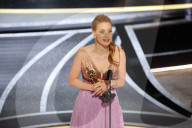 Jessica Chastain wins Oscar for best female actor