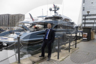 Grants shapps visits seized luxury yacht