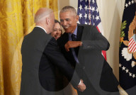 NEWS -  Präsident Biden und Obama sprechen über Affordable Care Act