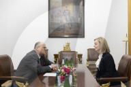Foreign Secretary Liz Truss meets Foreign Minister Zvibniew Rau