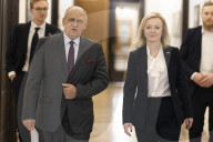 Foreign Secretary Liz Truss meets Foreign Minister Zvibniew Rau
