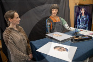 Mind-blowing’: Ai-Da becomes first robot to paint like an artist