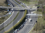 P&O Cancellations Cause Traffic Buildup as Families Queue for the Eurotunnel