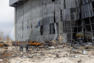 NEWS - Ukraine-Krieg:  Zerstörter Flughafen Gostomel, Lviv